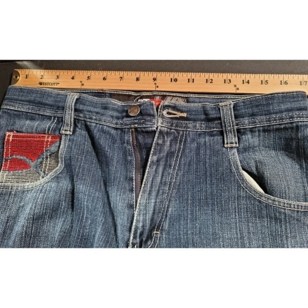 Lot 29 World Class Denim Vtg Embroidered Pocket Distressed  Red Graphic Jeans 32